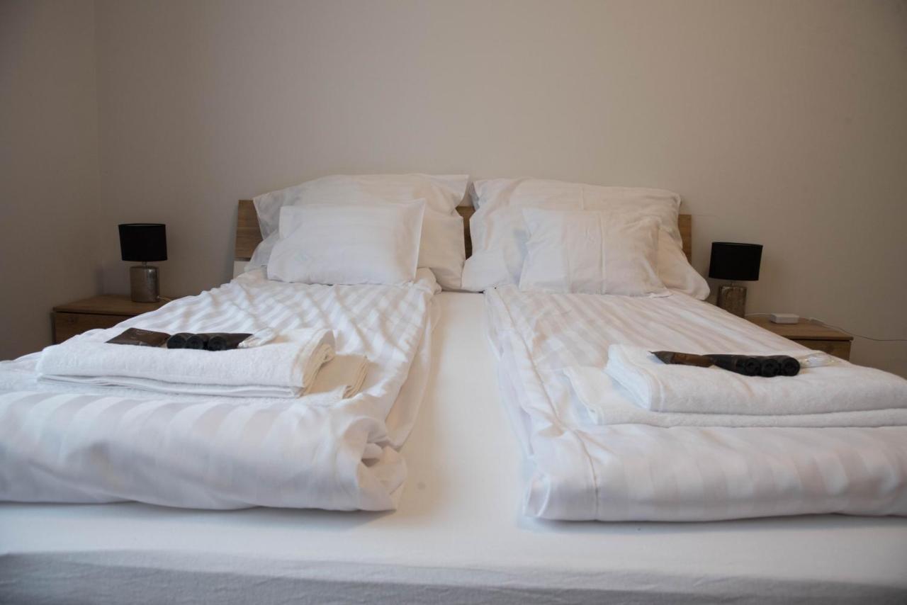 Molnar Apartment Cozy City Center Retreat For 2 Ac & Perfect Location! บูดาเปสต์ ภายนอก รูปภาพ