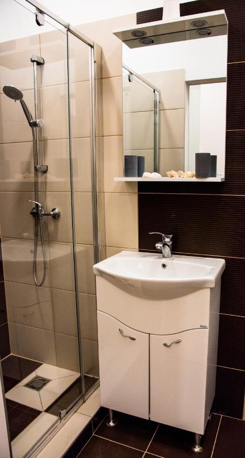 Molnar Apartment Cozy City Center Retreat For 2 Ac & Perfect Location! บูดาเปสต์ ภายนอก รูปภาพ