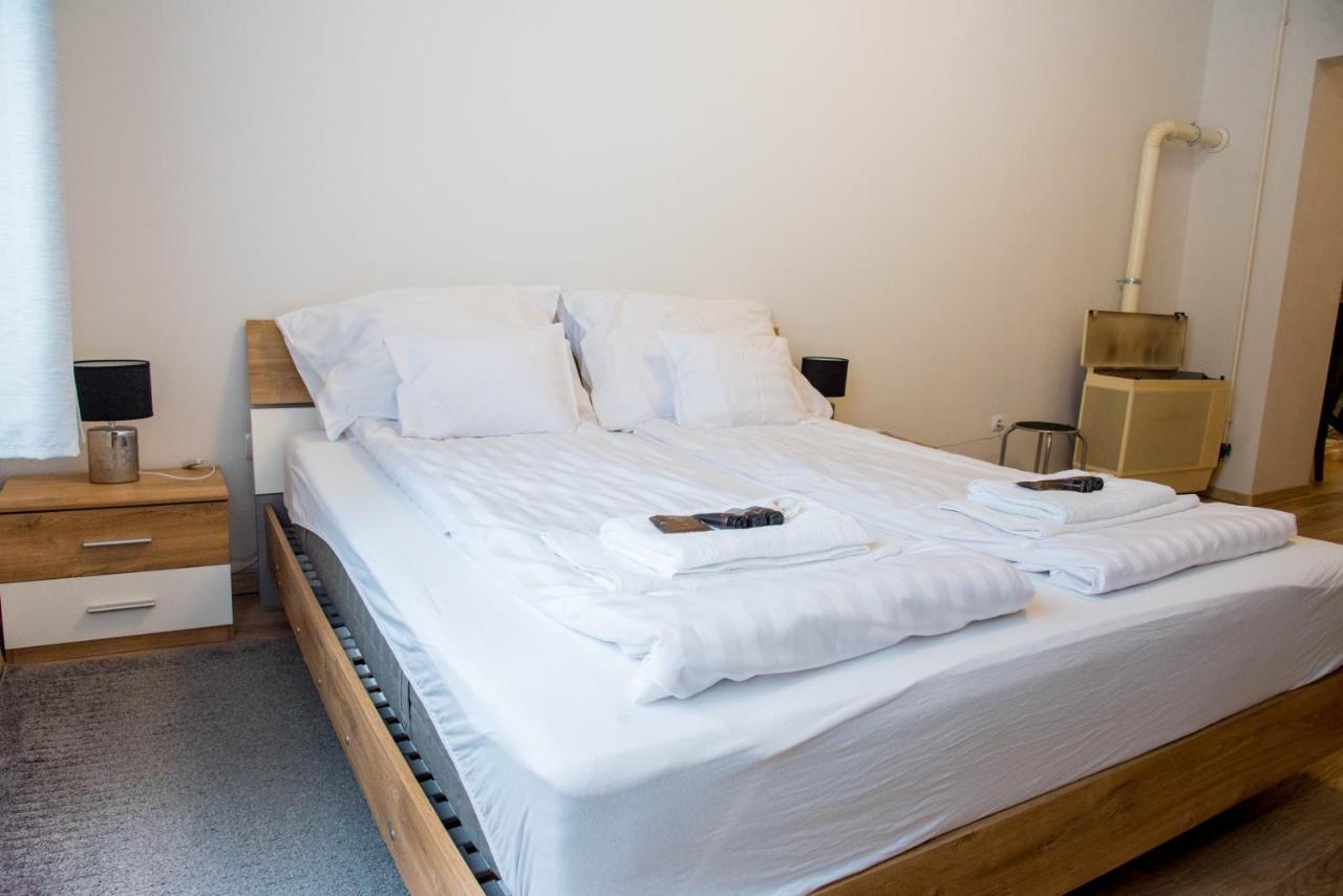 Molnar Apartment Cozy City Center Retreat For 2 Ac & Perfect Location! บูดาเปสต์ ภายนอก รูปภาพ