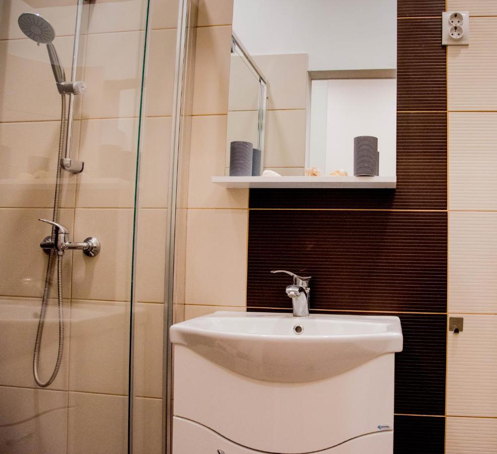 Molnar Apartment Cozy City Center Retreat For 2 Ac & Perfect Location! บูดาเปสต์ ภายนอก รูปภาพ