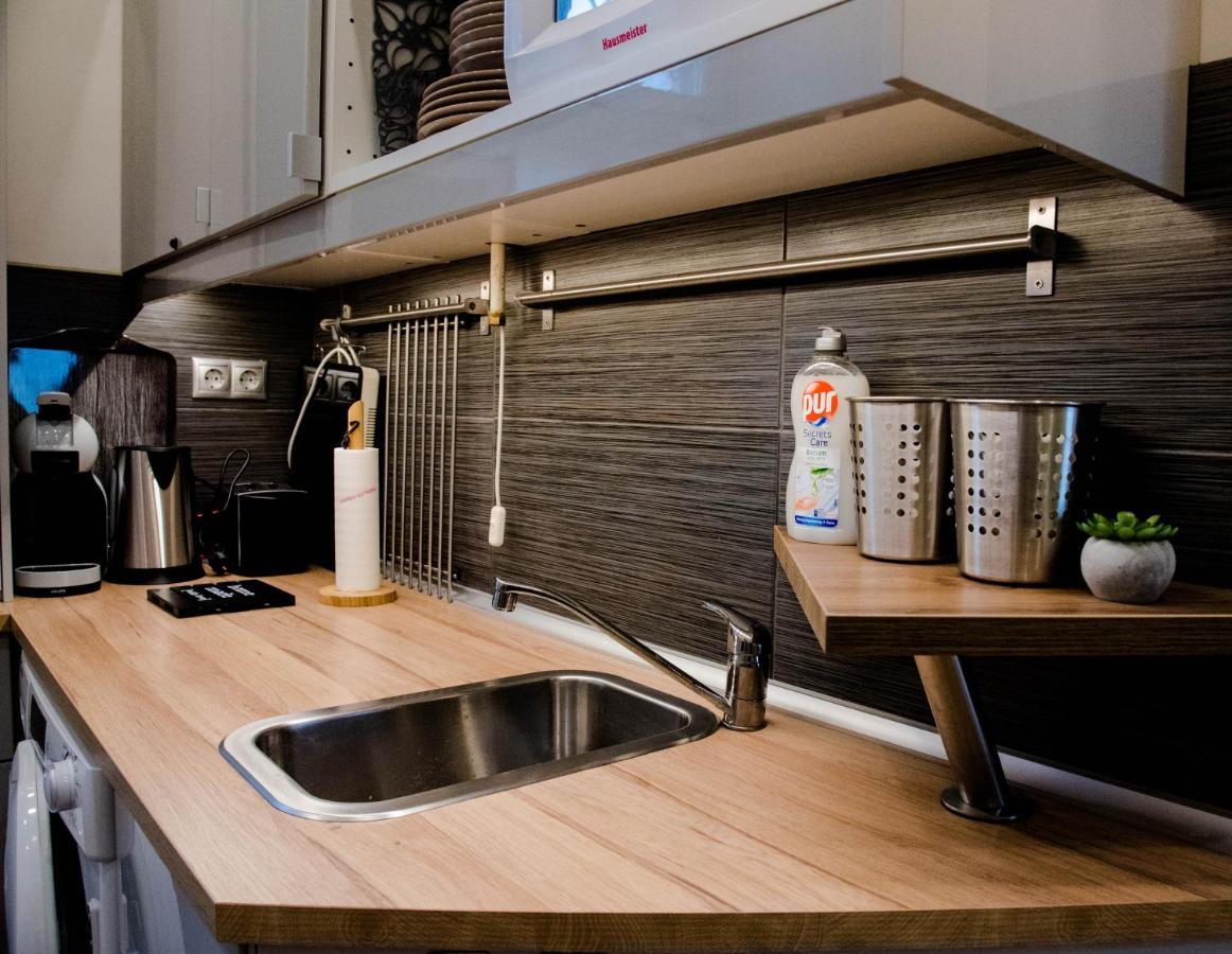 Molnar Apartment Cozy City Center Retreat For 2 Ac & Perfect Location! บูดาเปสต์ ภายนอก รูปภาพ