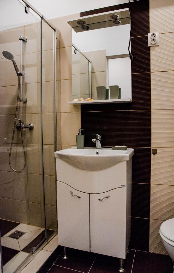 Molnar Apartment Cozy City Center Retreat For 2 Ac & Perfect Location! บูดาเปสต์ ภายนอก รูปภาพ