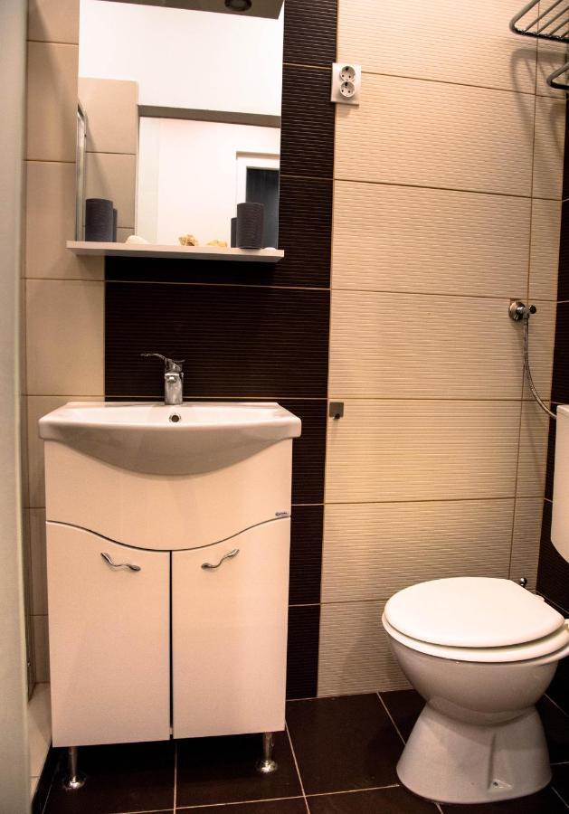 Molnar Apartment Cozy City Center Retreat For 2 Ac & Perfect Location! บูดาเปสต์ ภายนอก รูปภาพ